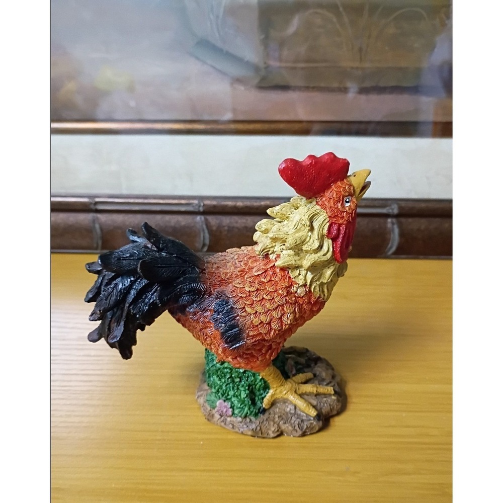 Colorful Resin Rooster Figurine Farmhouse Kitchen Decor Crowing Chicken